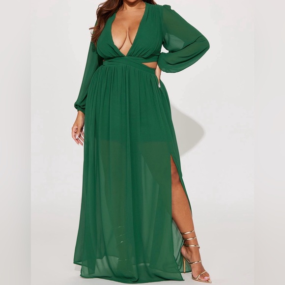 Fashion Nova Dresses & Skirts - NWOT Natalia Maxi Dress - Green